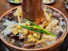 -岳记兴隆·青城腊排铜火锅(融创店)