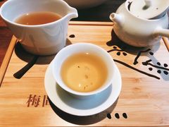 -梅间堂茶馆(绿地缤纷城店)