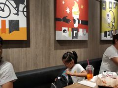 大堂-肯德基(中纬店)