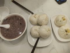 -李与白包子铺(桐梓林店)