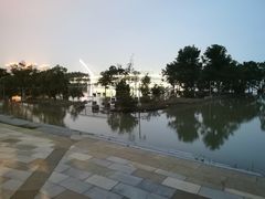 -南京眼步行桥
