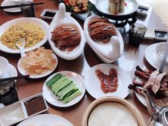 -URBAN REVIVO(济南世茂广场店)