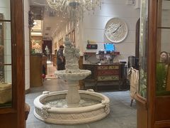 -秘密旅行Bonjour(黑金冠 江南西店)