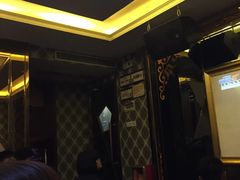 -金碧辉煌商务量贩式KTV(东坑三横路店)
