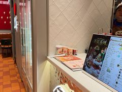-DQ·蛋糕·冰淇淋(大宁国际商业广场店)