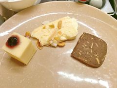 -广州希尔顿逸林酒店-OPEN開·全日制餐厅·海鲜·小火锅·自助餐(东风路店)
