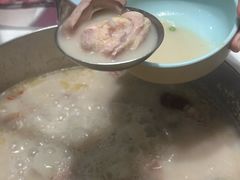 -洪氏嗨捞·猪肚鸡火锅(阳光天地店)