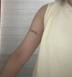 -黑旗纹身