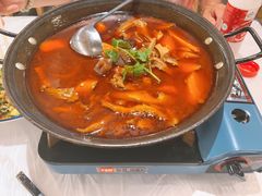 -霄汉牛三鲜湖北砂锅菜(万松园2店)