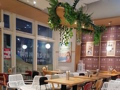 -必胜客(WOW昙华林店)