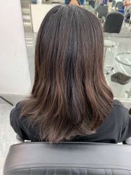 -COMO SALON 烫染可茉发型