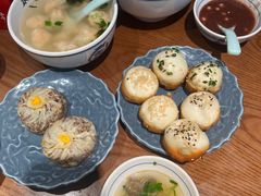 -鑫震源·苏式大虾生煎(山塘街店)