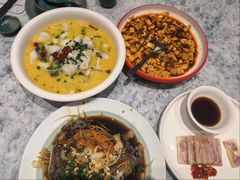 开胃酸菜鱼-聚丰园•湖鲜餐厅(阿红私房菜梅石路店)