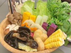 -湊湊火锅·茶憩(南京万象天地店)