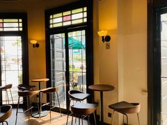 用餐区-星巴克(宁波老外滩店)