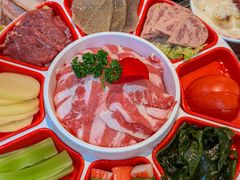 -赵美丽·重庆社区火锅·直营店(火车东站·中豪国际店)