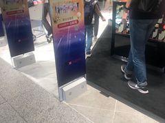 -日上免税店(三径路t3店)