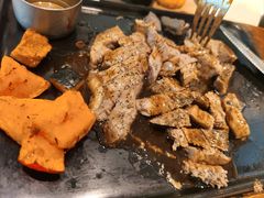 -必胜客(WOW中心城店)
