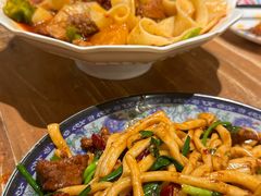 -清真·玛丽亚新疆菜主题餐厅(浙江中路店)