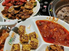 -绿岛港轩海鲜烤肉涮锅自助餐厅