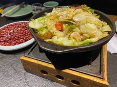 干锅手撕卷心菜-北平盛世·新京菜·北京烤鸭(劲松·双井店)