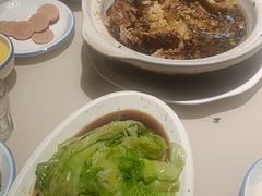 -老码头黑皮肘子锅包肉(赣水路店)