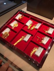 -六福珠寶(苏州人民商场店)