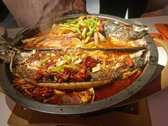 -鸣记脆皮烤鱼·海鲜烤鱼(三八广场店)