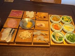 -银米·云南传统过桥米线(双廊黑金冠店)