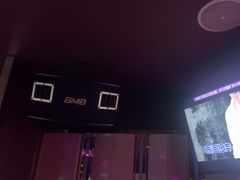 -温莎KTV(珠江路店)