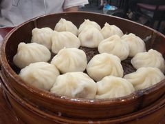 鲜肉小笼包-公园饭店