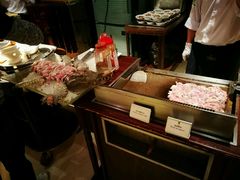 -荣誉国际酒店-云顶旋转餐厅