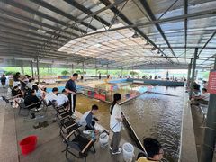 -粮心小农·大头虾亲子生态园(长发店)