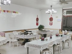 -天天向上素食餐厅(五台山店)