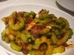 豆豉鲮鱼焖凉瓜-汤城小厨•粤菜•靓汤(金宝街店)