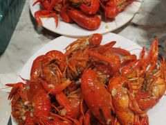 -金马门国际美食百汇(珞喻路店)
