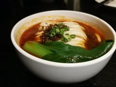 招牌担担面-俏江南(中山路先天下广场店)