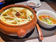 -雀舞云南菜(乐客城店)