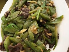 凉瓜炒牛肉-聚丰农庄