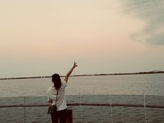 -上海滴水湖皇冠假日酒店