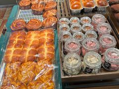 -红跑车蛋糕世界(网巾市店)