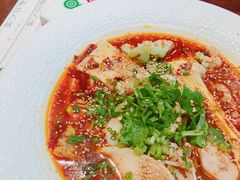 -成都你六姐·牛肉冒菜(城市集市合生汇店)