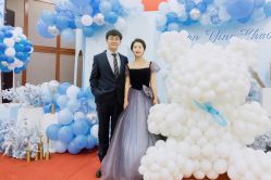 -莫小姐婚纱