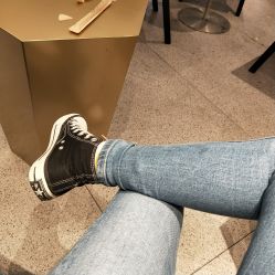 -BULB STUDIO 巴柏明星发型工作室