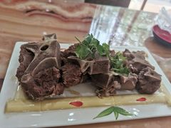 -苏莱特色牛骨滩羊手抓馆(长城东街总店)