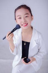 -优优王国儿童摄影(市图书馆店)