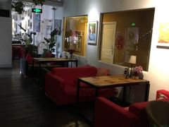 -拖板鞋咖啡旅行酒店(春熙路地铁站店)