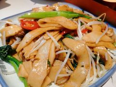 -柳喜辣·烧烤酒局(跃进总店)