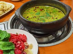 -榕江牛瘪牛肉火锅