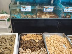 -鑫渔港海鲜本地菜·山海关浑锅(东戴河店)